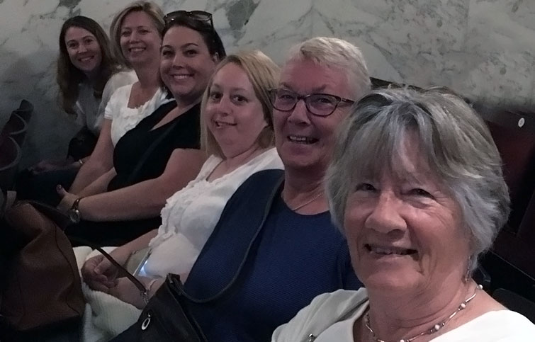 Image: Julie, Sue and family