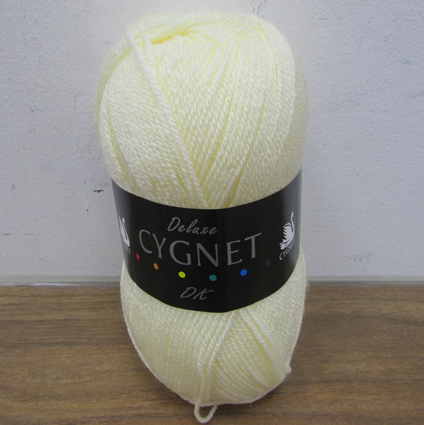 Cygnet Deluxe Double Knit Yarn, Cream